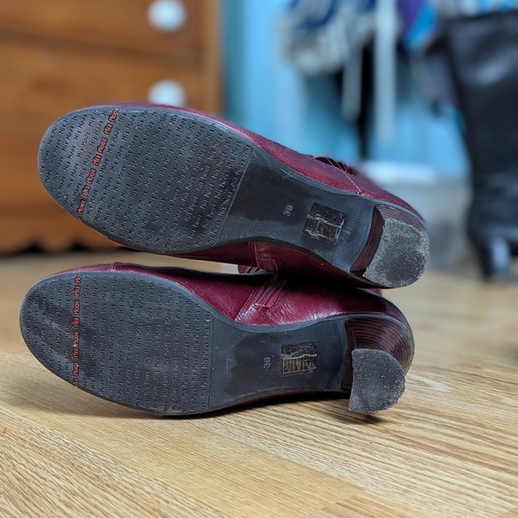 Miz Mooz Amelia Tall Leather Boots - Burgundy Wine - Size 39 (8.5/9) - Picture 7 of 11